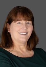 Bonnie Josefski Photo